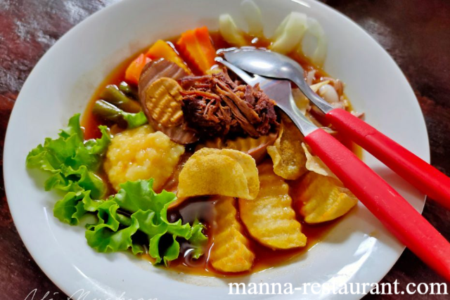 Kuliner Warung Selat Mbak Lies, Cita Rasa Legendaris Solo