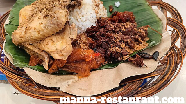 10 Gudeg Malam Enak di Jogja yang Wajib Dicoba 2026